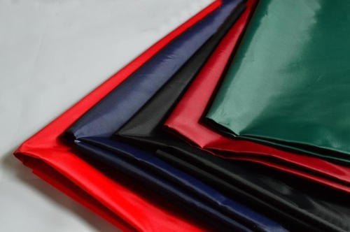 190t-polyester-taffeta-umbrella-fabric-500x500