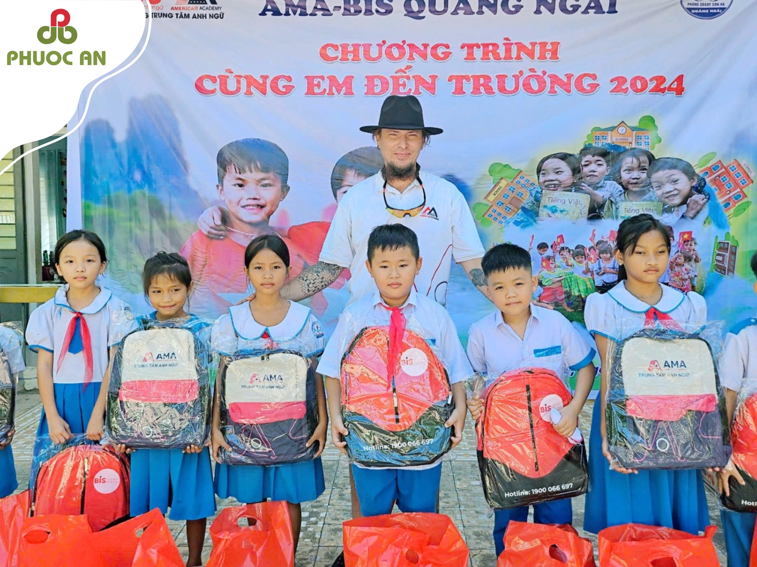ly-do-trung-tam-anh-ngu-nen-dat-balo-trung-tam-ngoai-ngu-in-logo-tang-hoc-vien