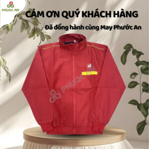 ao-khoac-in-logo-mau-do
