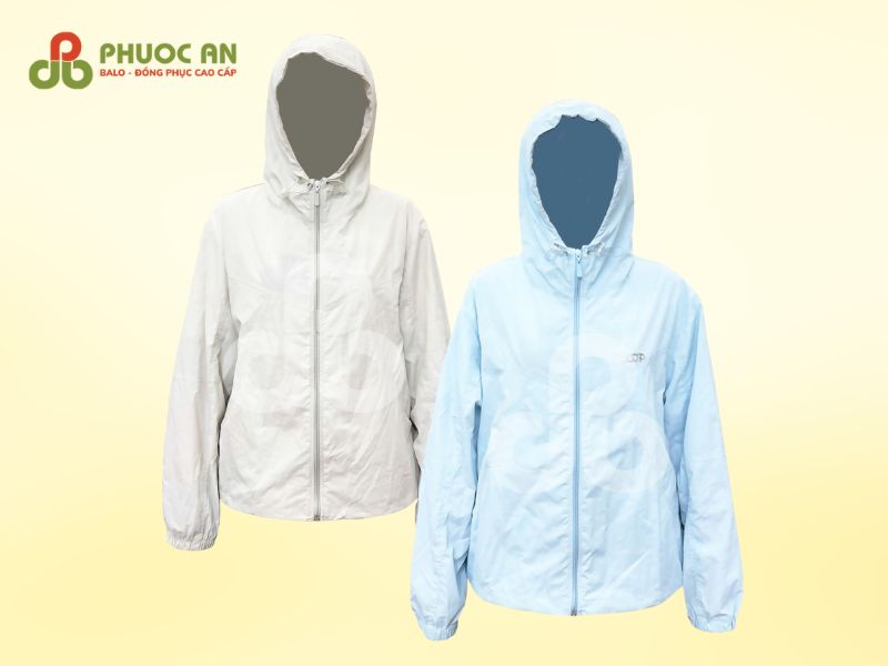ao-khoac-may-tai-xuong-gia-cong-ao-khoac-chong-nang-khac-gi-voi-nhung-mau-dai-tra