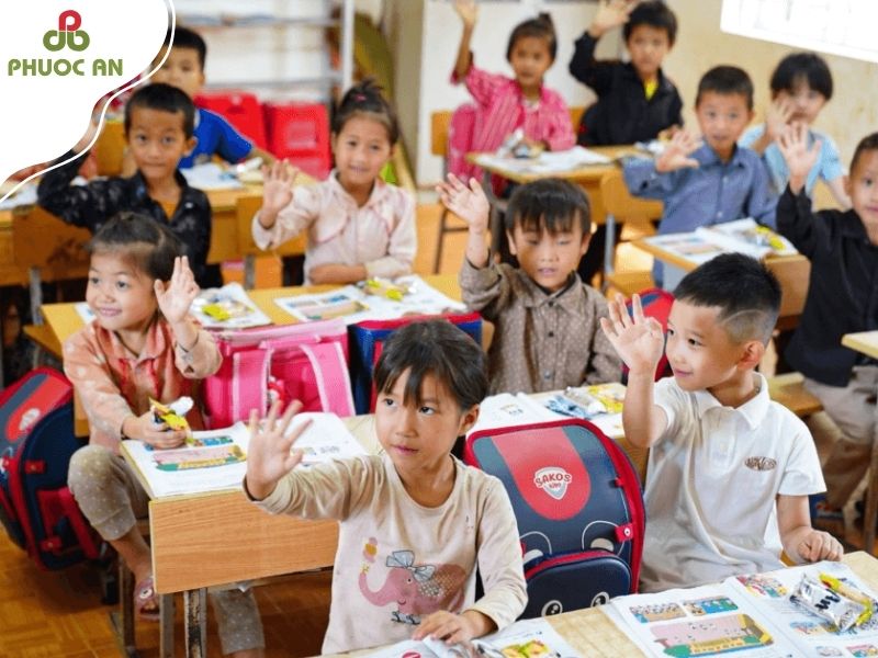 ly-do-doanh-nghiep-chuyen-huong-sang-dat-may-balo-tai-co-so-chuyen-balo-theo-yeu-cau-quan-go-vap