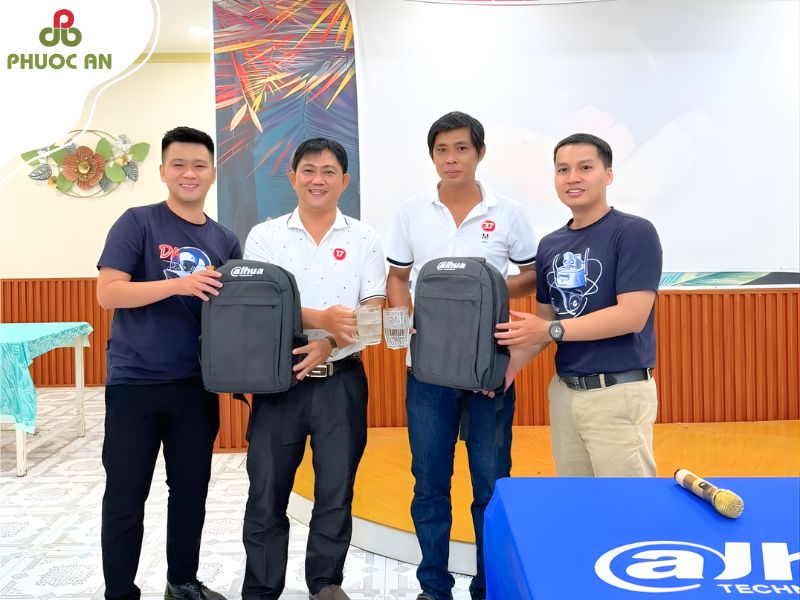 yeu-cau-rieng-cua-nhom-doanh-nghiep-khi-tim-cong-ty-may-balo-qua-tang-thu-duc