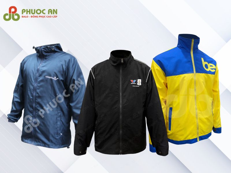 ao-khoac-gio-danh-nhan-vien-chay-su-kien