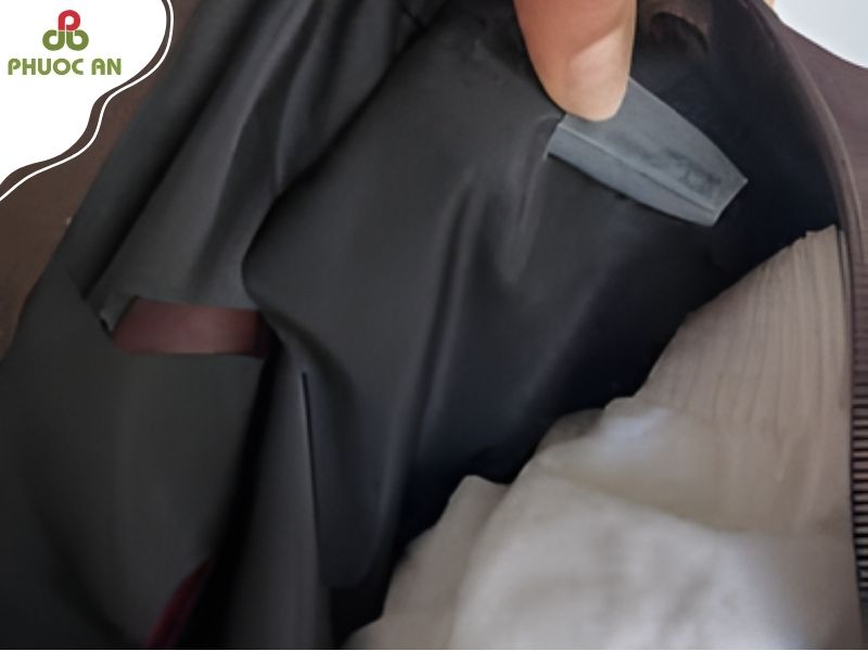 doanh-nghiep-doi-dien-kho-khan-gi-khi-tim-xuong-san-xuat-balo-in-logo-quan-6