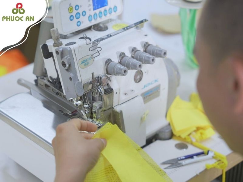 nhung-yeu-cau-nhan-may-ao-khoac-da-doanh-nghiep-can-luu-y