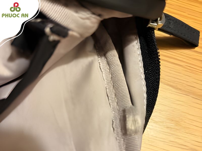 thu-thach-khi-doanh-nghiep-tim-xuong-may-balo-quang-cao-quan-3