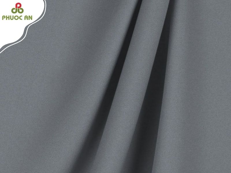 vai-du-may-ao-gio-poly-tron