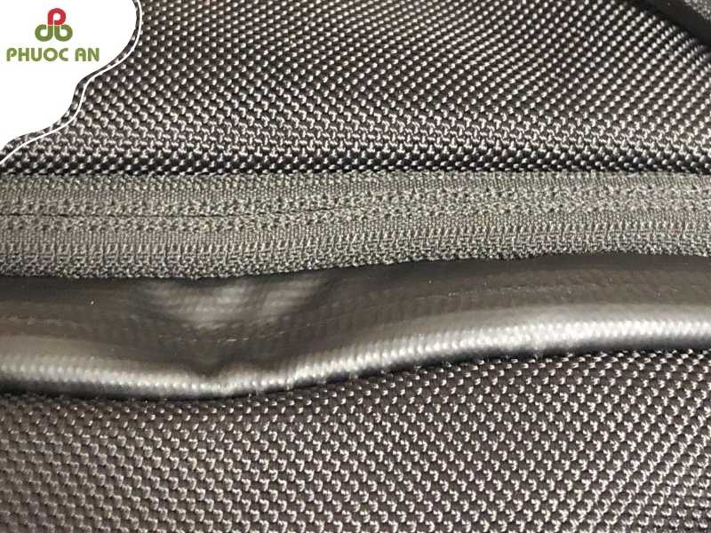 van-de-thuc-te-khi-tim-xuong-san-xuat-balo-in-logo-quan-4