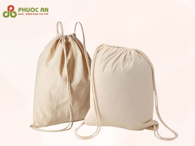 balo-mau-kem-nu-dep-gon-nhe-cho-su-kien-khuyen-mai