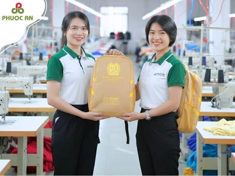 gia-tri-doanh-nghiep-nhan-duoc-khi-dat-mau-balo-mau-kem-cho-nam-nu-tai-phuoc-an