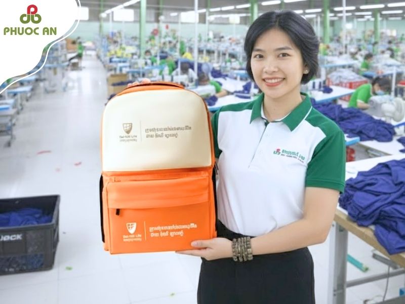 may-phuoc-an-doi-tac-may-balo-cam-phoi-mau-thoe-yeu-cau-cho-khach-hang-b2b