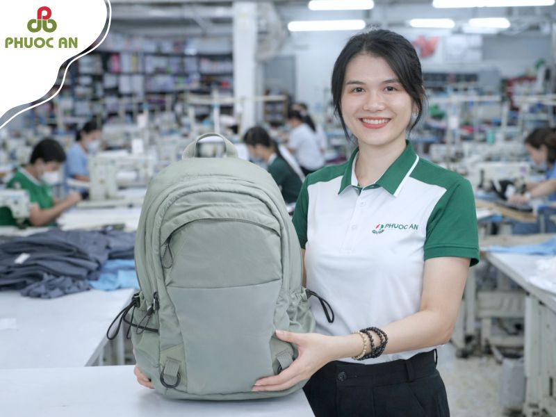 vi-sao-doanh-nghiep-nen-dat-may-balo-leo-nui-sieu-nhe-tai-xuong