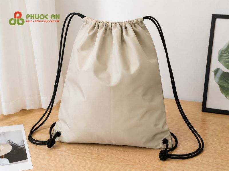 Balo rút vải dù bền đẹp phù hợp nhiều mục đích sử dụng