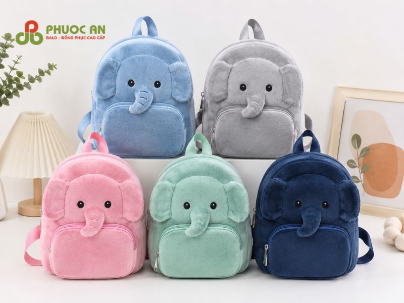 Thiết kế balo hình thú ngộ nghĩnh voi xanh