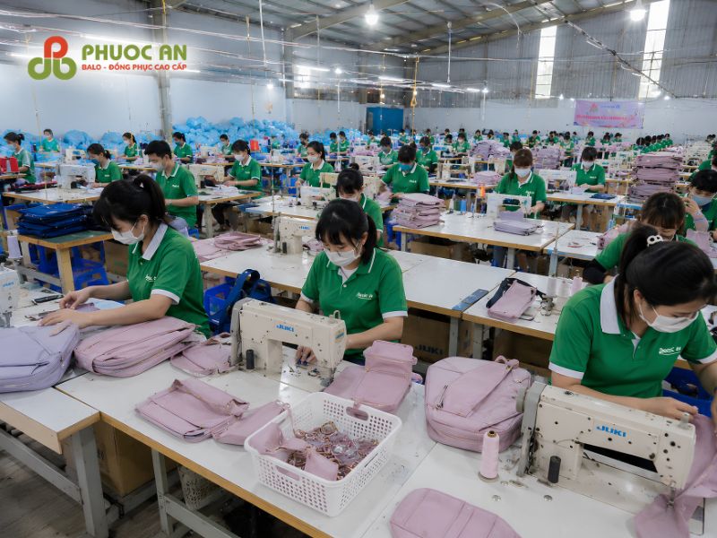 Báo giá may balo nữ số lượng lớn chiết khấu hấp dẫn
